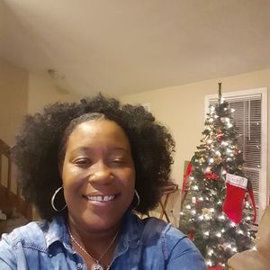 Meet your Posher, Felicia